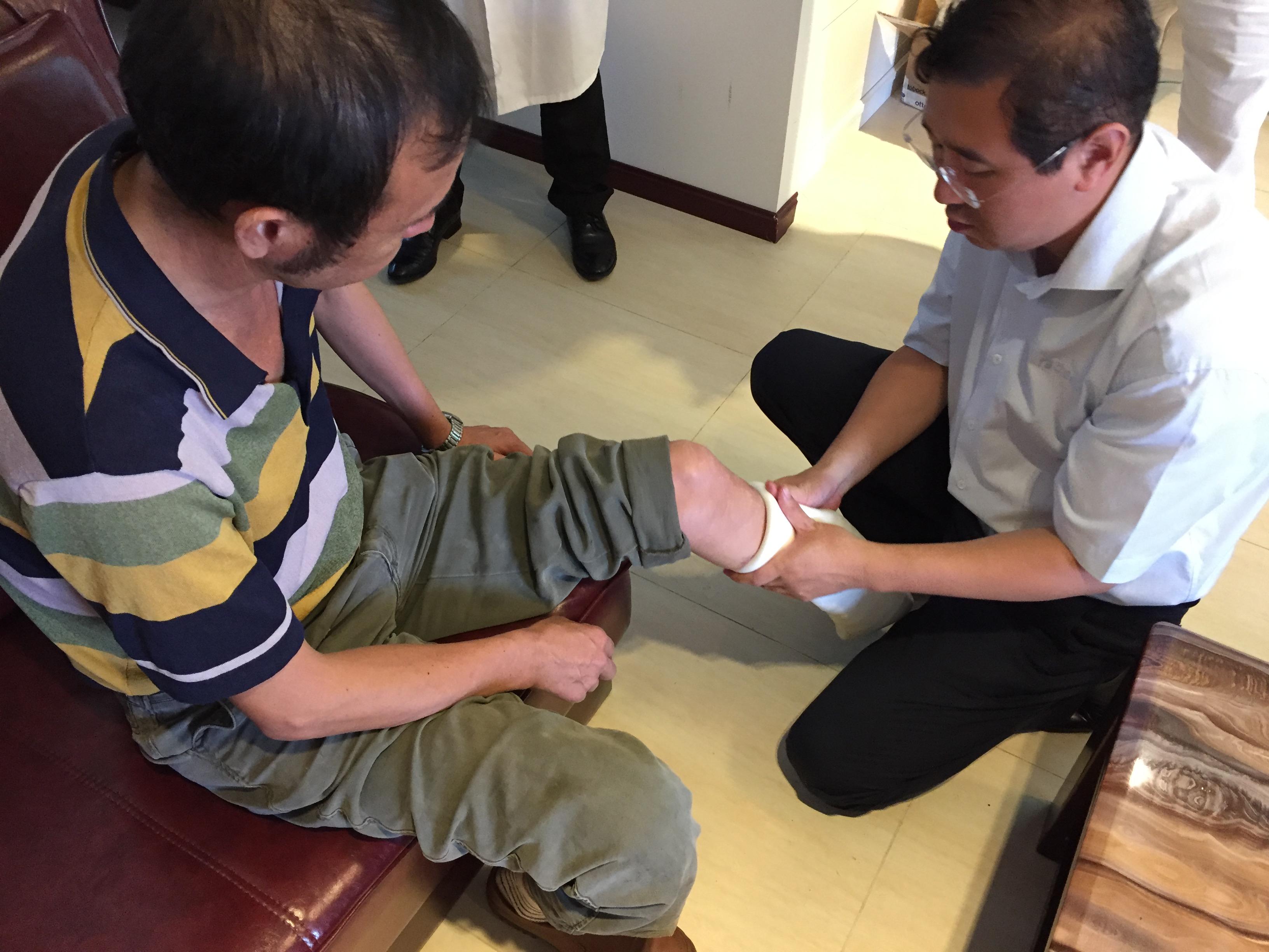 有踝假肢和無(wú)踝假肢之間的區(qū)別在哪?(圖1) 假肢